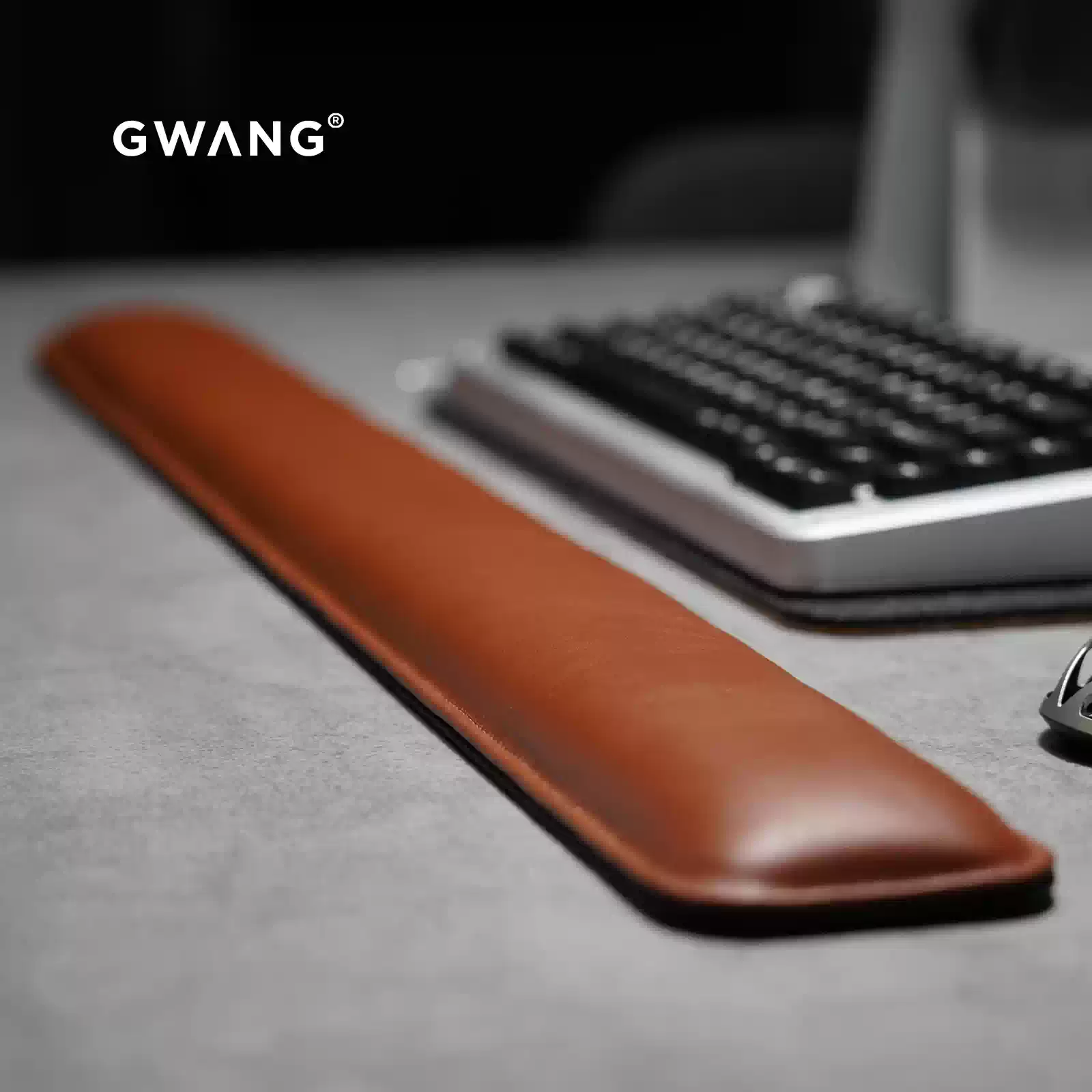 GWANG  – Leather-Texture Memory Foam Wrist Rest - Image 4
