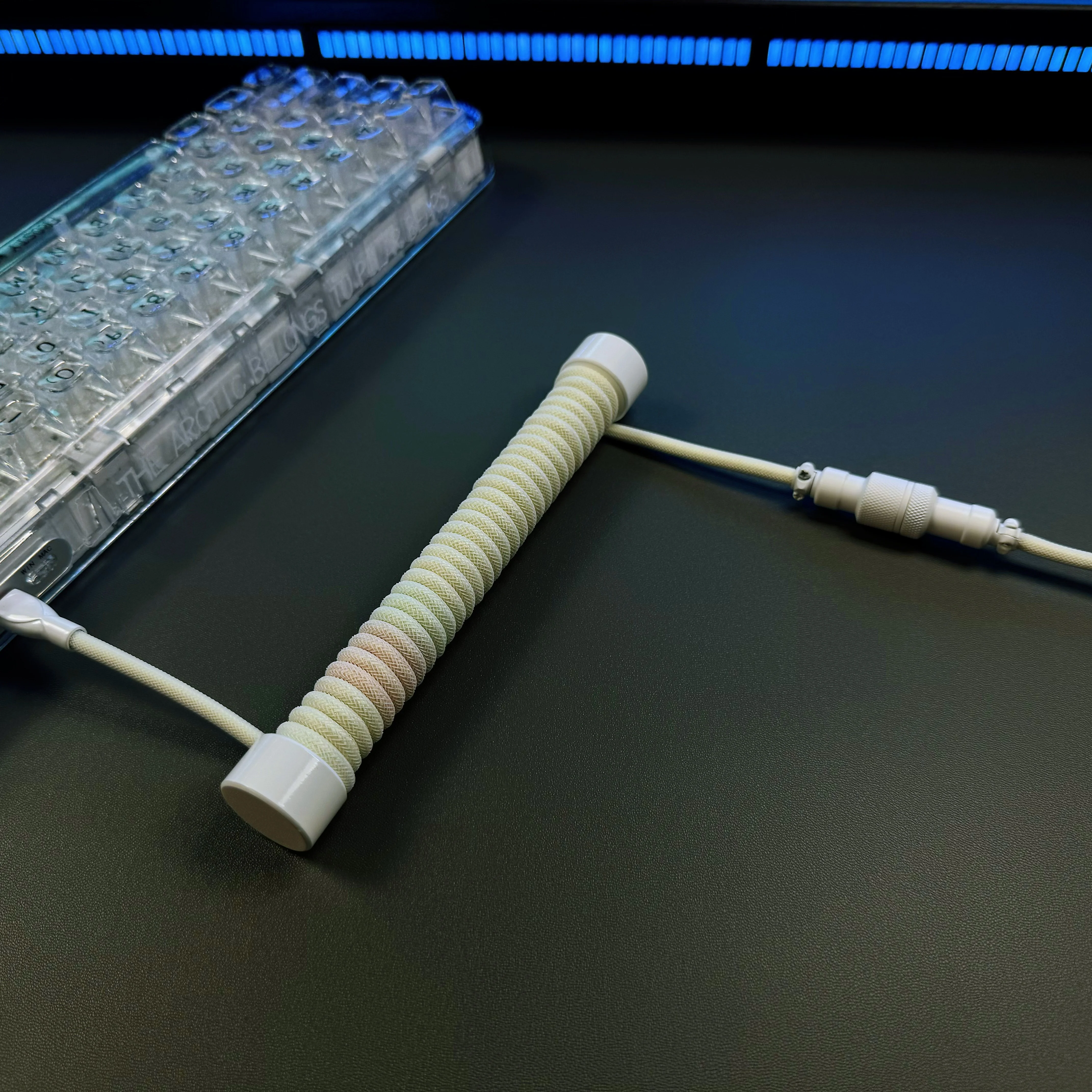 OZO Classic Coiled USB to USB-C Cable for Mechanical Keyboards - Image 7